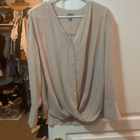 Very nice blouses - Picture 3 of 8